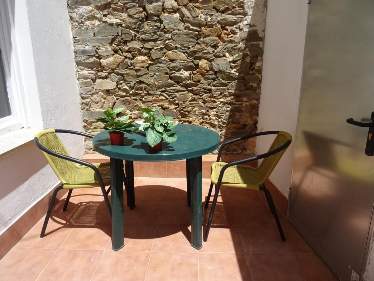 Piso En Centro Urbano De Puentedeume Con Terraza Apartment Екстериор снимка